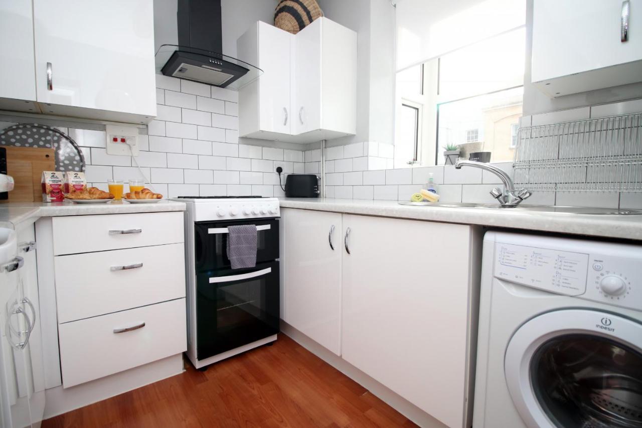 K Suites - Selkirk Street Cheltenham Bagian luar foto