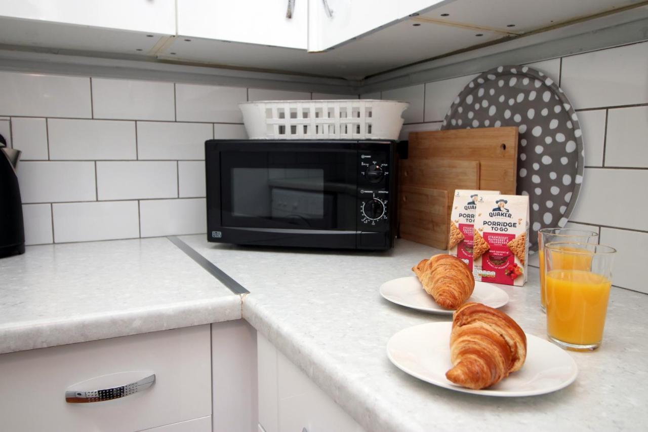 K Suites - Selkirk Street Cheltenham Bagian luar foto